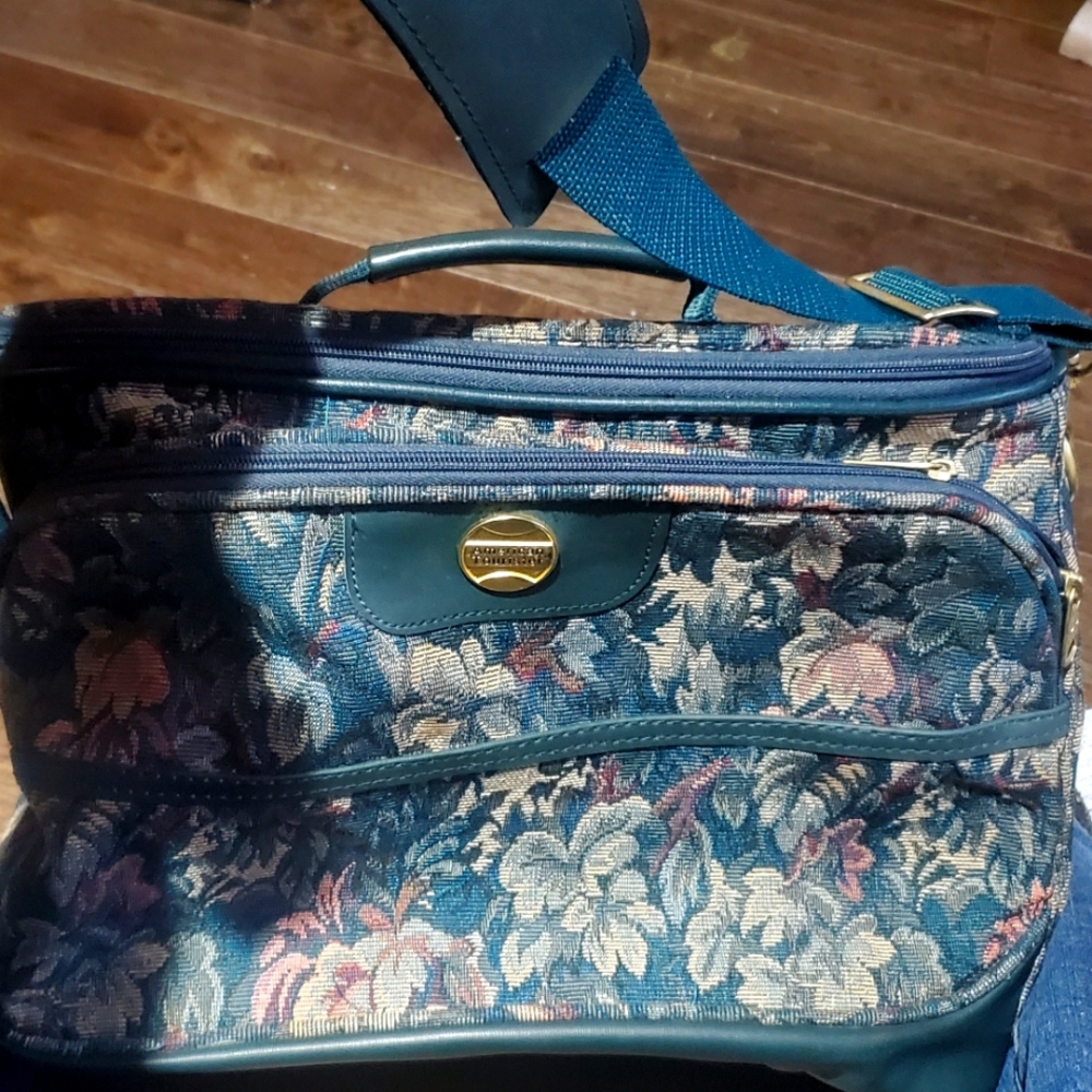 Travel bag
